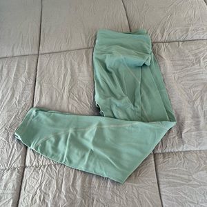 Athleta salutation leggings 7/8 length